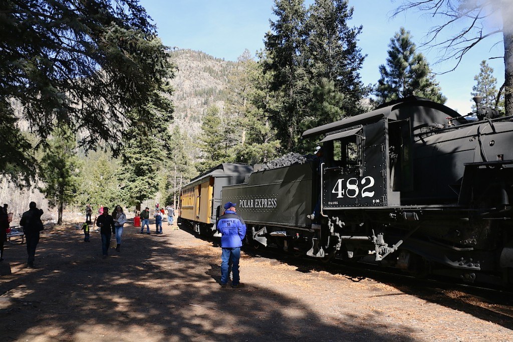 Durango Train stopped at Cascade Canyon