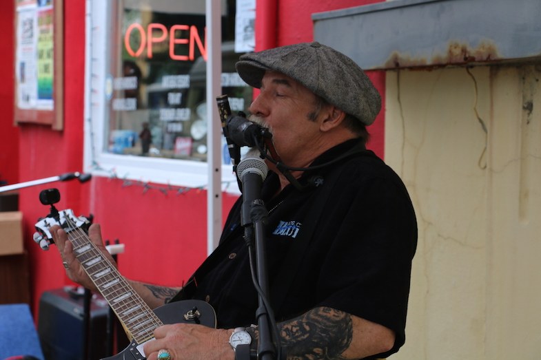 Blues musician in Clarksdale, Mississippi