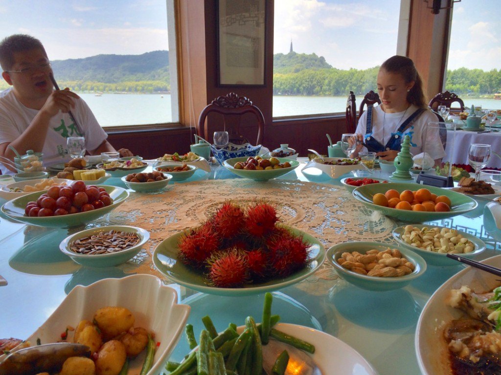 Lunch at Lakeside Teahouse in Hangzhou