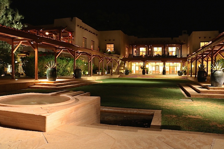 Four Seasons Scottsdale at night