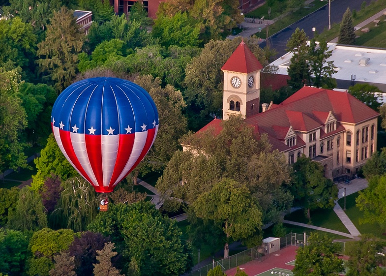 Hot air Balloon over Walla Walla