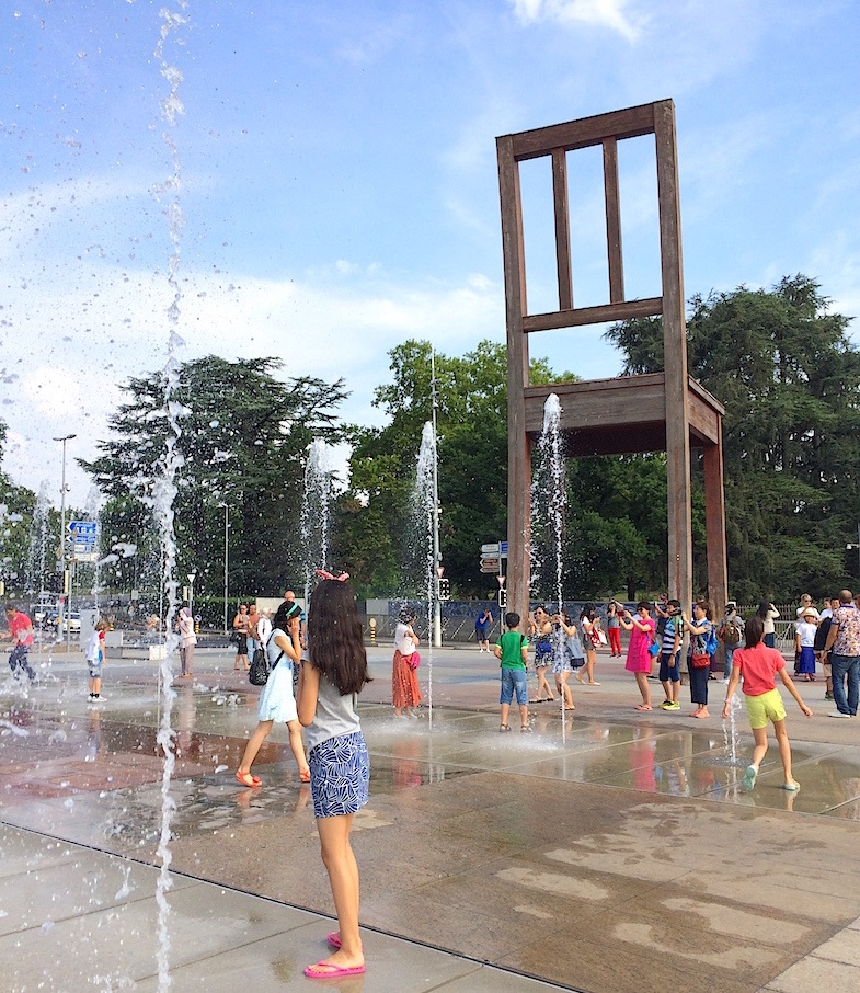 Broken Chair sculpture in front of Geneva UN by MikesRoadTrip.com