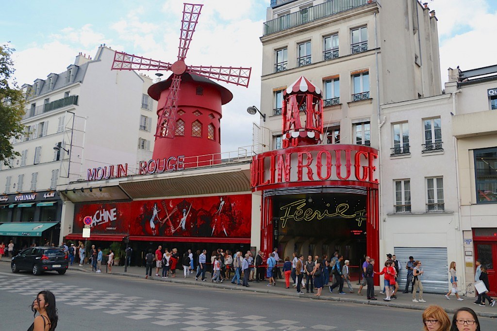 Moulin Rouge by MikesRoadTrip.com