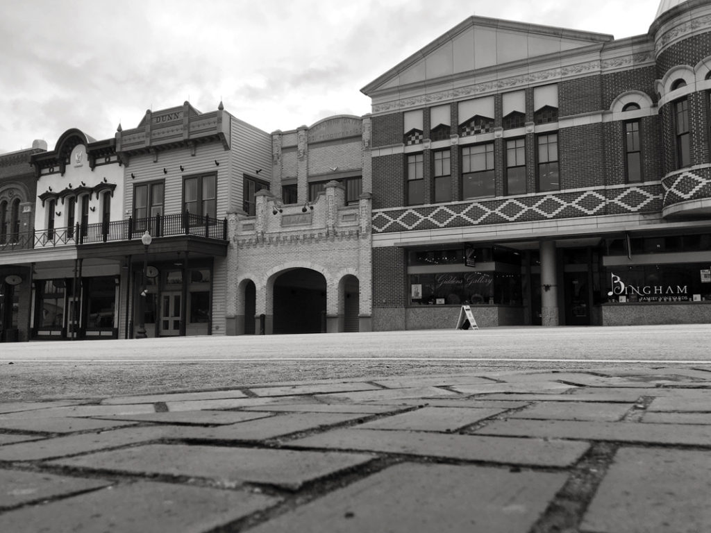 Downtown Grapevine Texas - photo by MikesRoadTrip.com