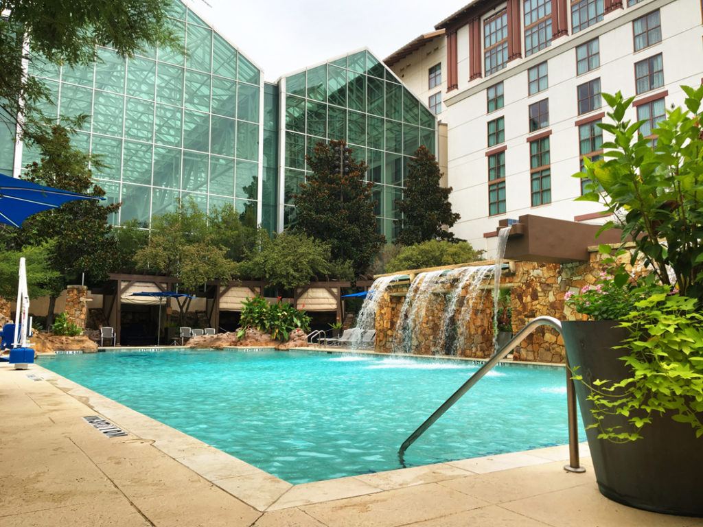 Pool at Gaylord Texan - Photo by MikesroadTrip.com