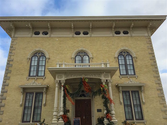 Lincoln Tullman House in Janesville WI by MikesRoadTrip.com