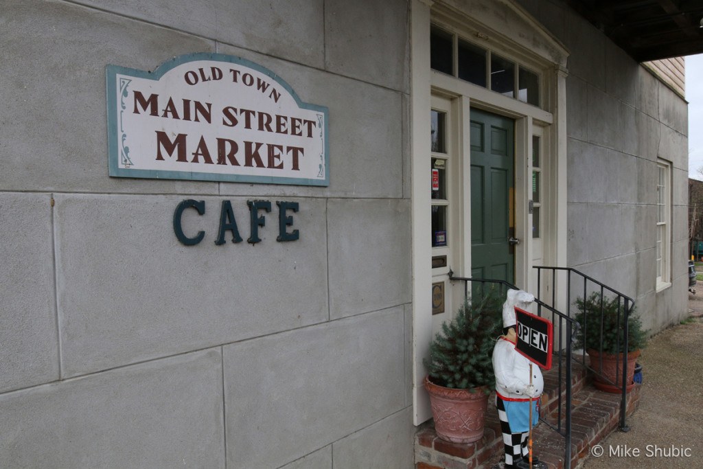 Main Street Market Cafe in Vicksburg by MikesRoadTrip.com