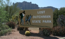 Lost Dutchman State Park sign