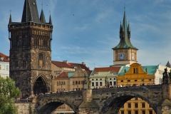 Charles-Bridge-with-water-2