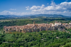 Pitigliano-aerial-