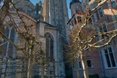 Towering-church-in-Bruges