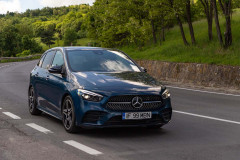 13-Mercedes-B-Class-Romania-photos-by-Mike-Shubic-and-Mihalea-Popa