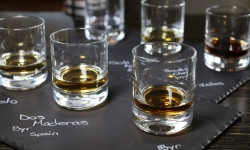 Rum-tasting-at-Toro Rum-tasting-at-Toro