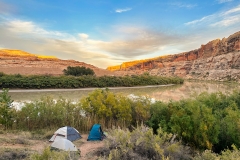 3-tents-overlooking-green-river