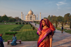 Carmen-in-front-of-Taj-Mah copy