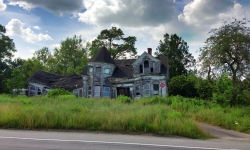 Old house in Maine