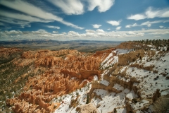 Bryce-Canyon-with-snow