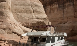 Lake Powell house boat