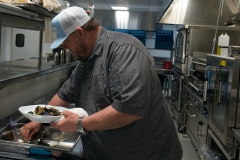 Chef-Beau-finishing-up-a-veggi-plate