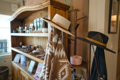 Cowboy-hats-at-Spa-Gift-Shop-©Mike-Shubic