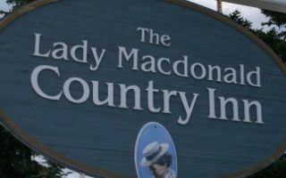 Lady Macdonald Country Inn B&B Review