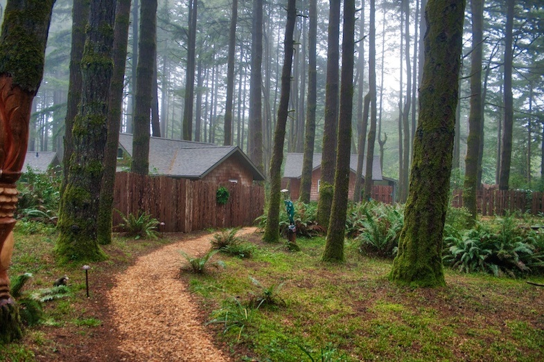 WildSpring Guest Habitat cabins by MikesRoadTrip.com