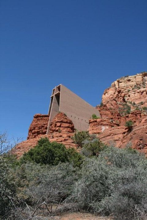 Chapel of the Holy Cross in Sedona Arizona by Mike Shubic of MikesRoadTrip.com