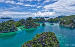 Raja Ampat in 30 seconds - copyright mike-shubic