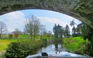 River Shannon boat cruising