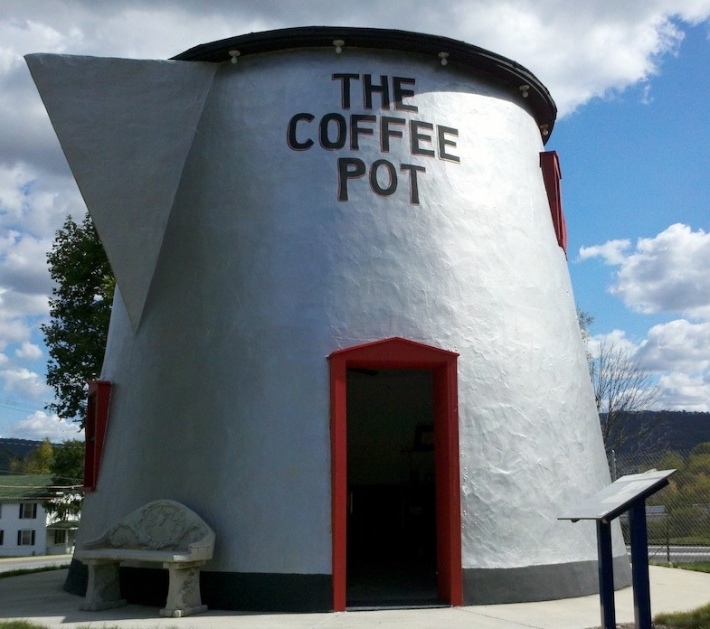 The giant coffee pot roadside attraction in