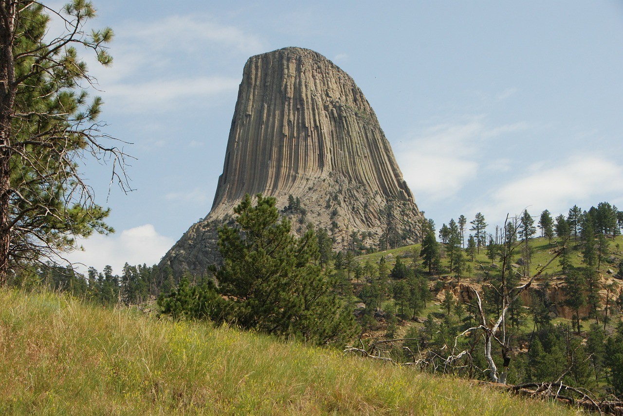 Visit Wyoming devils tower national monument