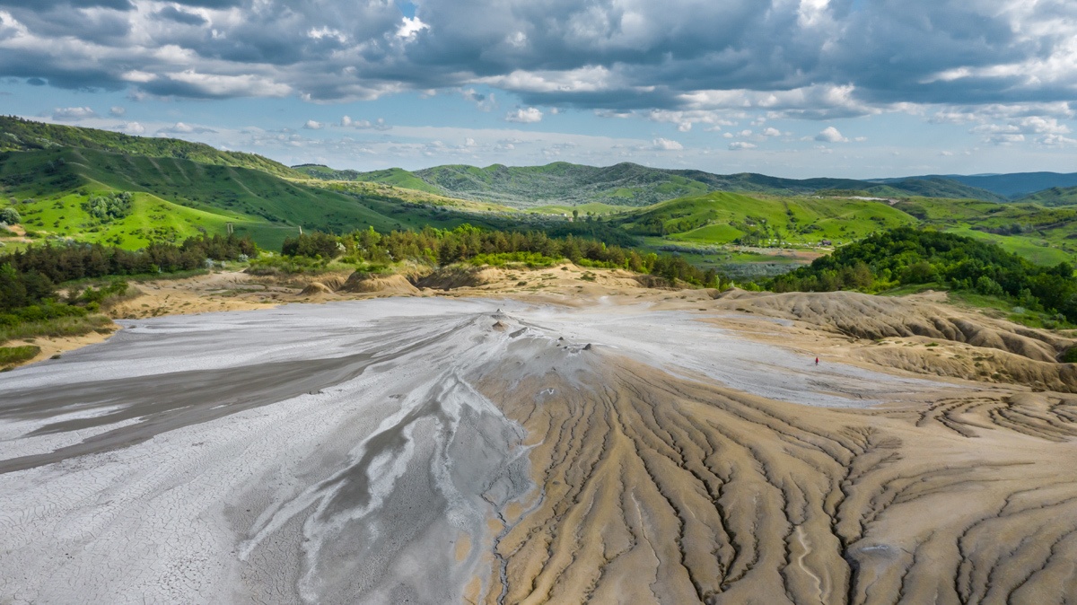 Aerial photo of Vulcanii Noroioși Pâclele Mari by Mike of MikesRoadTrip.com