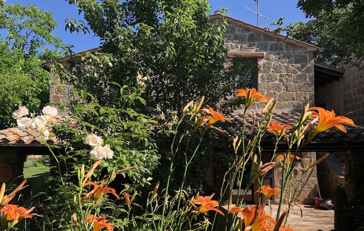 Sant'Egle with flowers