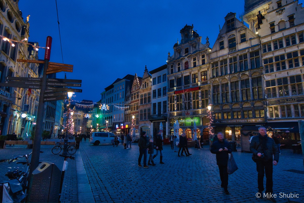 Antwerp at night - Photo by: Mike Shubic of MikesRoadTrip.com