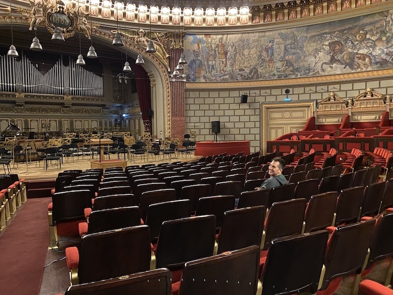 Theater prices in Bucharest