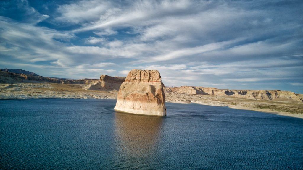 Interesting facts about Arizona includes two of the largest man-made lakes in the country. Photo by: MikesRoadTrip.com