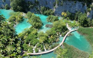 croatia road trip guide to Plitvice lakes