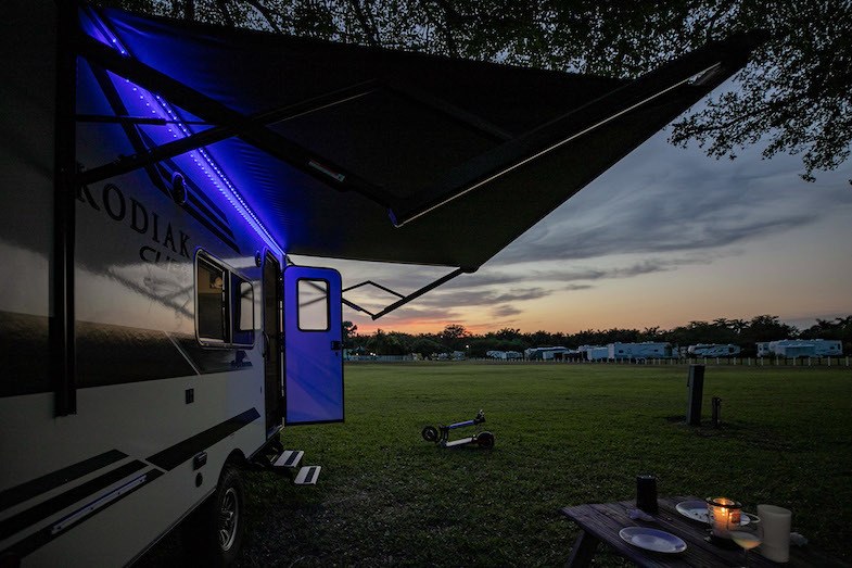 Kodiak Cub review at sunset 