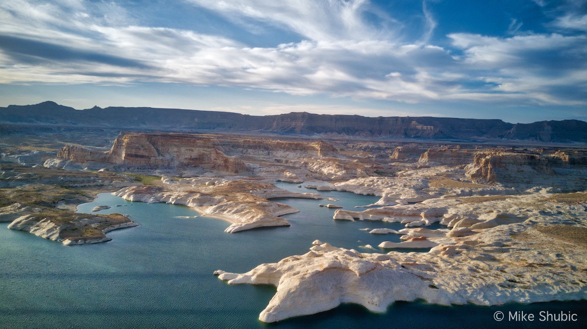 Southwest Road Trip to Lake Powell (near lone rock) by MikesRoadTrip.com