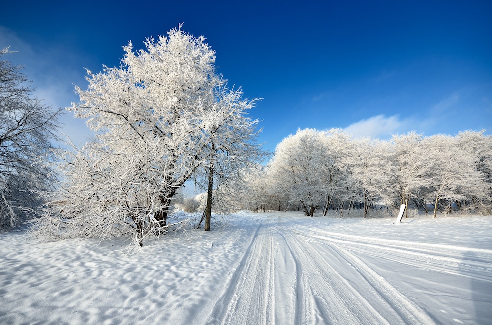 winter travel by car