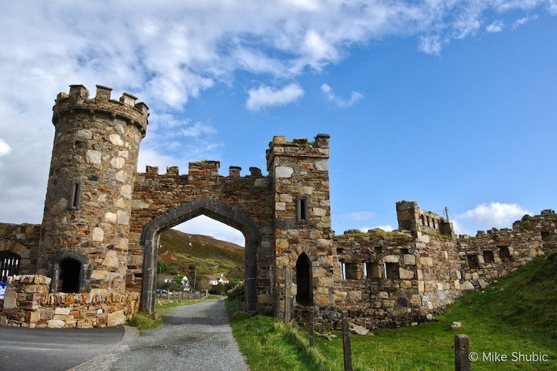 Castle entrance in Ireland by MikesRoadtrip.com